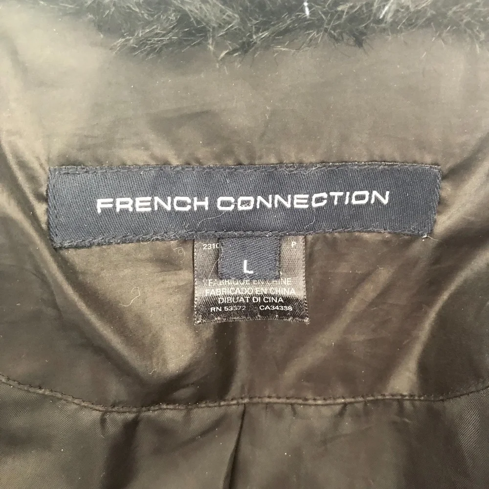 French Connection Black Puffer Coat w/ faux fur Collar - Picture 9 of 10